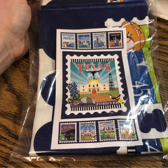 FINAL SALE- LEAVING CLOSET-NO FURTHER DISCOUNTS - Picture 2 of 6